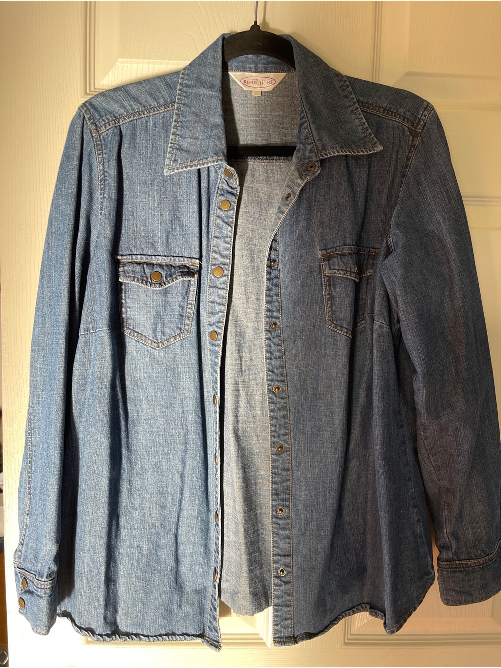 Women's Medium Blue Denim Shirt - never worn